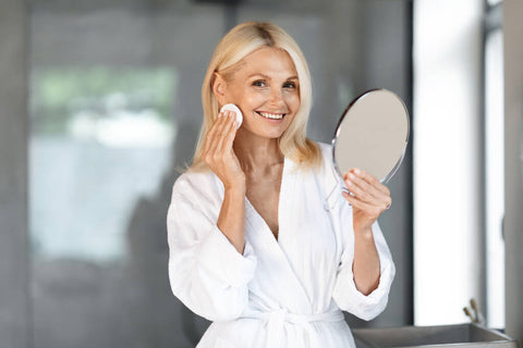 What is a good facial cleanser for mature skin?